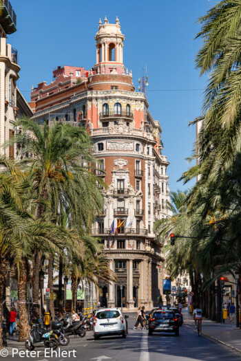 Bankgebäude  Valencia Provinz Valencia Spanien by Peter Ehlert in Valencia_Rathaus_Hauptpost