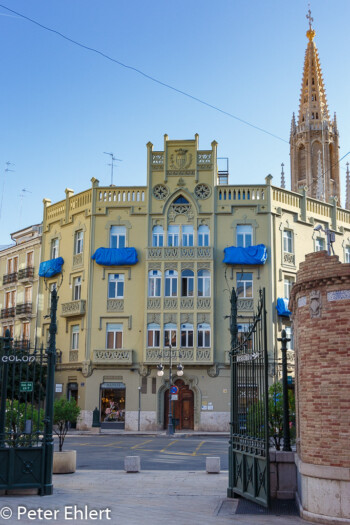 Haus mit Basílica San Vicente Ferrer  Valencia Provinz Valencia Spanien by Lara Ehlert in Valencia_Eixample_Colon