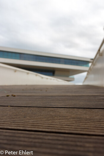 America's Cup Building  Valencia Provinz Valencia Spanien by Lara Ehlert in Valencia_Hafen_Sturm