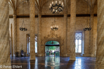 Große Halle  Valencia Provinz Valencia Spanien by Peter Ehlert in Valencia_Seidenbörse