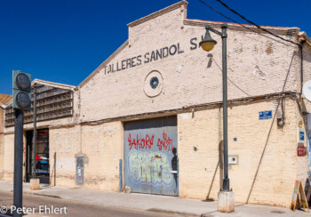 Kulturzentrum Eisfabrik  Valencia Provinz Valencia Spanien by Peter Ehlert in Valencia_canbanyal_strand