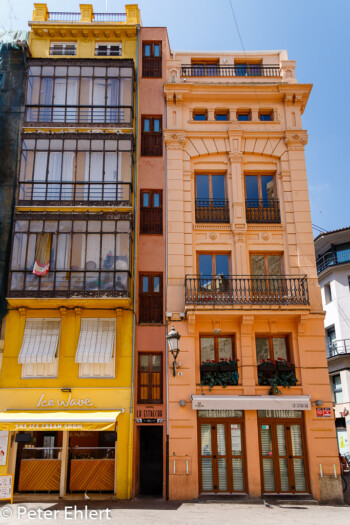 Sehr schmales Haus  Valencia Provinz Valencia Spanien by Peter Ehlert in Valencia_Stadtrundgang