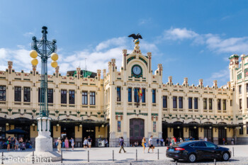 Eingangsportal  Valencia Provinz Valencia Spanien by Peter Ehlert in Valencia_Nordbahnhof