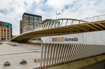 Asymetrische Brücke  Valencia Provinz Valencia Spanien by Peter Ehlert in Valencia_Alameda