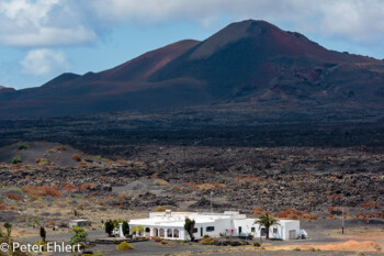 Anwesen am lavafeld  Yaiza Kanarische Inseln Spanien by Lara Ehlert in LanzaroteInsel