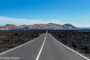 Fahrt aus dem Nationalpark  Yaiza Kanarische Inseln Spanien by Lara Ehlert in LanzaroteInsel