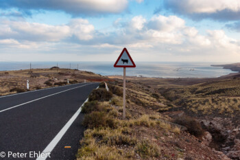 Straße und Abendhimmel  Yaiza Kanarische Inseln Spanien by Lara Ehlert in LanzaroteInsel