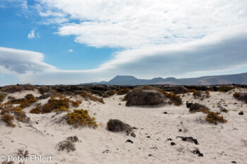 Heller Sandstrand  Haría Kanarische Inseln Spanien by Lara Ehlert in LanzaroteInsel