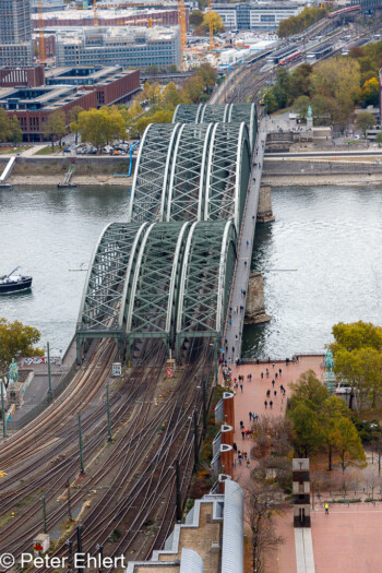 Hohenzollern Brücke  Köln Nordrhein-Westfalen Deutschland by Peter Ehlert in Köln_Dom