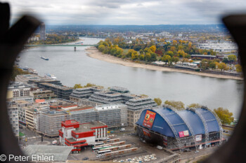 Niedrigwasser am Rhein  Köln Nordrhein-Westfalen Deutschland by Peter Ehlert in Köln_Dom