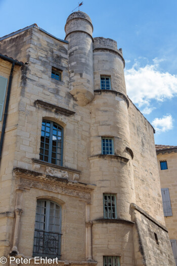 Wohnhaus mit Turm  Uzès Gard Frankreich by Peter Ehlert in Uzès