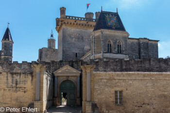 Eingang  Uzès Gard Frankreich by Peter Ehlert in Uzès - Château Ducal