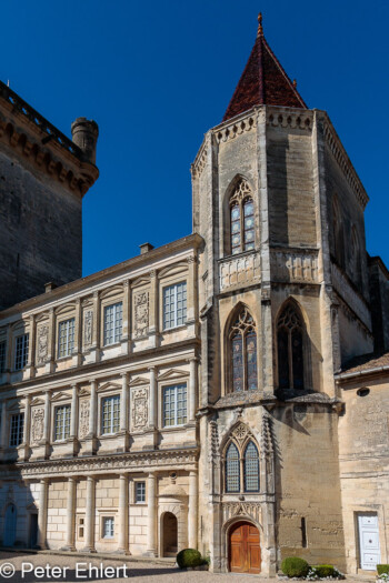 Innenhof  Uzès Gard Frankreich by Peter Ehlert in Uzès - Château Ducal