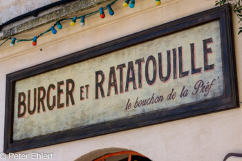 Restaurant Schild  Montpellier Département Hérault Frankreich by Peter Ehlert in Montpellier