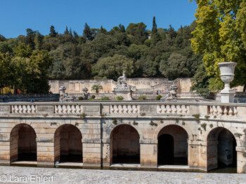 Terrassen  Nîmes Gard Frankreich by Lara Ehlert in Nimes