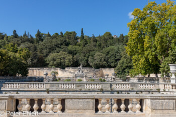 Terrassen  Nîmes Gard Frankreich by Peter Ehlert in Nimes