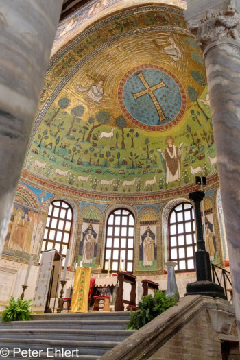 Altarraum  Ravenna Provinz Ravenna Italien by Peter Ehlert in UNESCO Weltkulturerbe in Ravenna