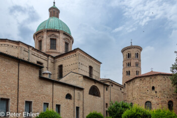 Kathedrale, Turm und Baptisterium von Ravenna  Ravenna Provinz Ravenna Italien by Peter Ehlert in UNESCO Weltkulturerbe in Ravenna