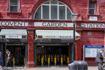 Covent Garden Metro Station  London England Vereinigtes Königreich by Peter Ehlert in GB-London-covent