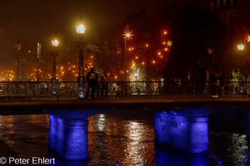 Weihnachtsmarkt am Quai  Straßburg Département Bas-Rhin Frankreich by Peter Ehlert in Weihnachtsmarkt 2022