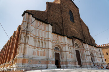 Basilica San Petronio  Bologna Metropolitanstadt Bologna Italien by Peter Ehlert in
