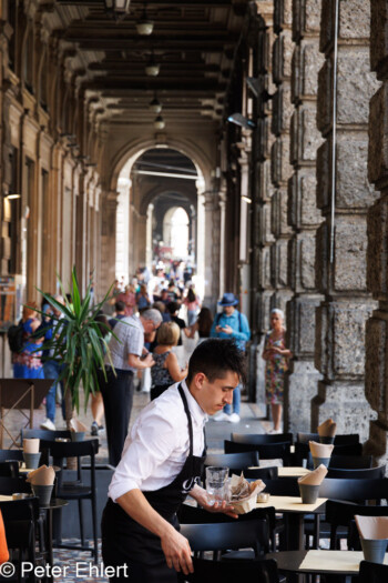 Bar in Arkade  Bologna Metropolitanstadt Bologna Italien by Peter Ehlert in