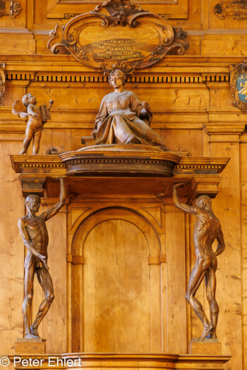 Figuren am Lehrstuhl  Bologna Metropolitanstadt Bologna Italien by Peter Ehlert in