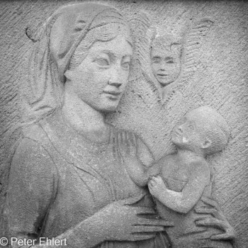 Grabsteine und Figuren  München Bayern Deutschland by Peter Ehlert in Fotowalk_Südfriedhof