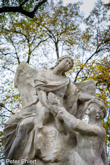 Skulpturen  München Bayern Deutschland by Peter Ehlert in Fotowalk_Südfriedhof