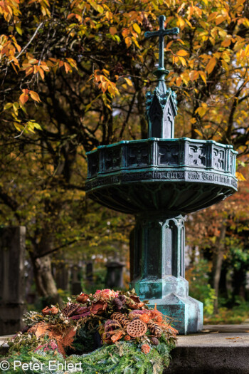 Brunnen  München Bayern Deutschland by Peter Ehlert in Fotowalk_Südfriedhof