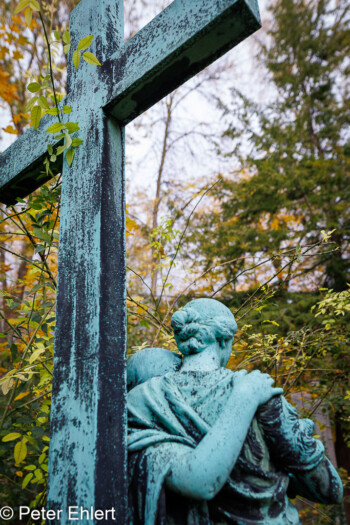 Skulpturen  München Bayern Deutschland by Peter Ehlert in Fotowalk_Südfriedhof