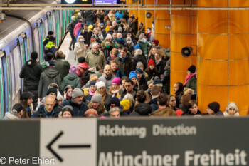 U-Bahnhof Universität  München Bayern Deutschland by Peter Ehlert in Demo