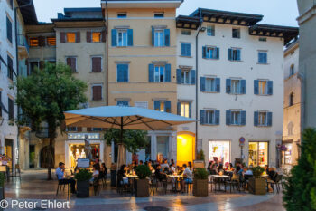 Straßenrestaurants  Trient Trentino Italien by Peter Ehlert in Trient - Trento