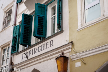 Hausfassade Laubengasse  Bozen Südtirol Italien by Peter Ehlert in Bozen - Bolzano