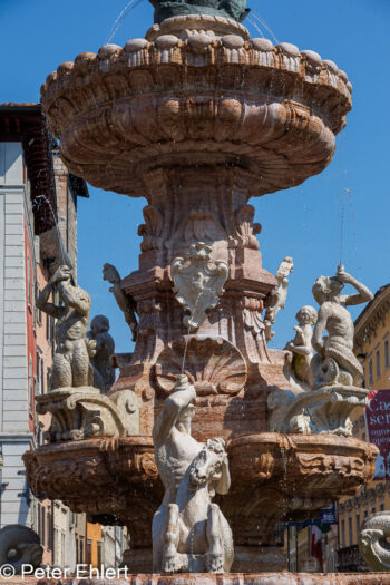 Neptunbrunnen  Trient Trentino Italien by Peter Ehlert in Trient - Trento