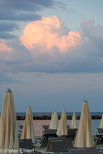 Abendwolke  Bellaria-Igea Marina Provinz Rimini Italien by Peter Ehlert in Wellness in Bellaria