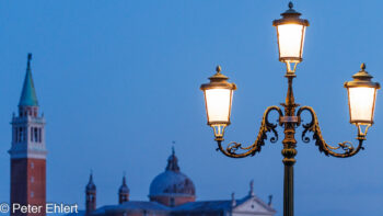 Laterne mit Turm und San Giorgio Maggiore  Venedig Metropolitanstadt Venedig Italien by Peter Ehlert in Venedig_Abendstimmung