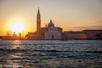 Sonnenaufgang  Venedig Metropolitanstadt Venedig Italien by Peter Ehlert in Venedig_Morgenstimmung
