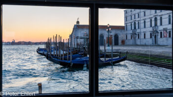 Spiegelung am Morgen  Venedig Metropolitanstadt Venedig Italien by Peter Ehlert in Venedig_Spiegelungen