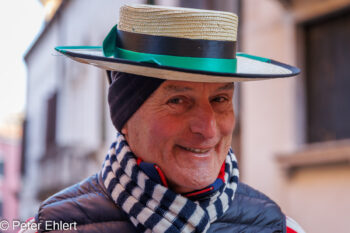 Freundlicher Gondoliere     by Peter Ehlert in Venedig_Menschen3