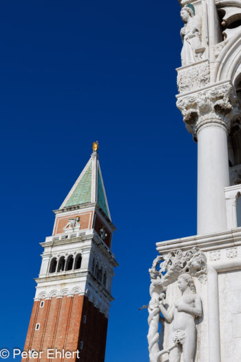 Eva, Justizia und Campanile  Venedig Metropolitanstadt Venedig Italien by Peter Ehlert in venedig_bildbeziehungen