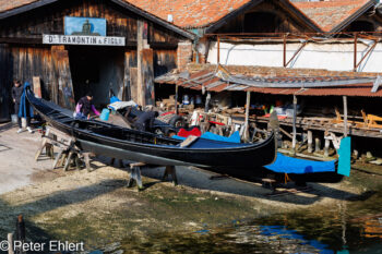 Gondelwerft  Venedig Metropolitanstadt Venedig Italien by Peter Ehlert in Venedig-stadt