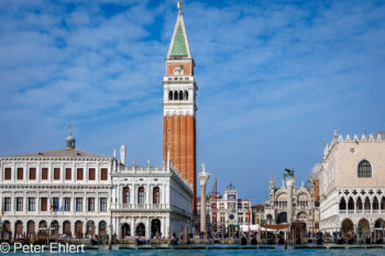 Campanile und Markusplatz  Venedig Metropolitanstadt Venedig Italien by Peter Ehlert in Venedig-stadt