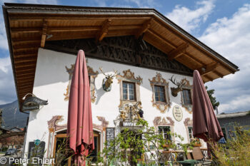 Geweih-Haus  Garmisch-Partenkirchen Bayern Deutschland by Peter Ehlert in Werkscafé 67