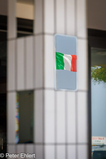 Flaggenspiegelung  Bellaria-Igea Marina Provinz Rimini Italien by Peter Ehlert in Bellaria 2025