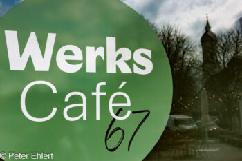 Tür mit Schriftzug  Garmisch-Partenkirchen Bayern Deutschland by Peter Ehlert in Werkscafé 67
