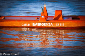Rettungsboot im Wasser  Bellaria-Igea Marina Provinz Rimini Italien by Peter Ehlert in Bellaria 2025
