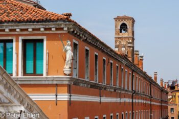 Hausfassade  Venedig Metropolitanstadt Venedig Italien by Peter Ehlert in venedig-stadt