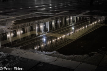 Wasserspiegelung  Venedig Metropolitanstadt Venedig Italien by Peter Ehlert in venedig-abend