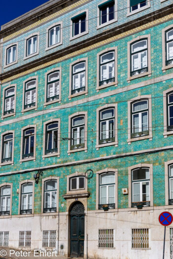 Häuser mit Fliesen  Lissabon Região de Lisboa Portugal by Peter Ehlert in LIS-Gracia